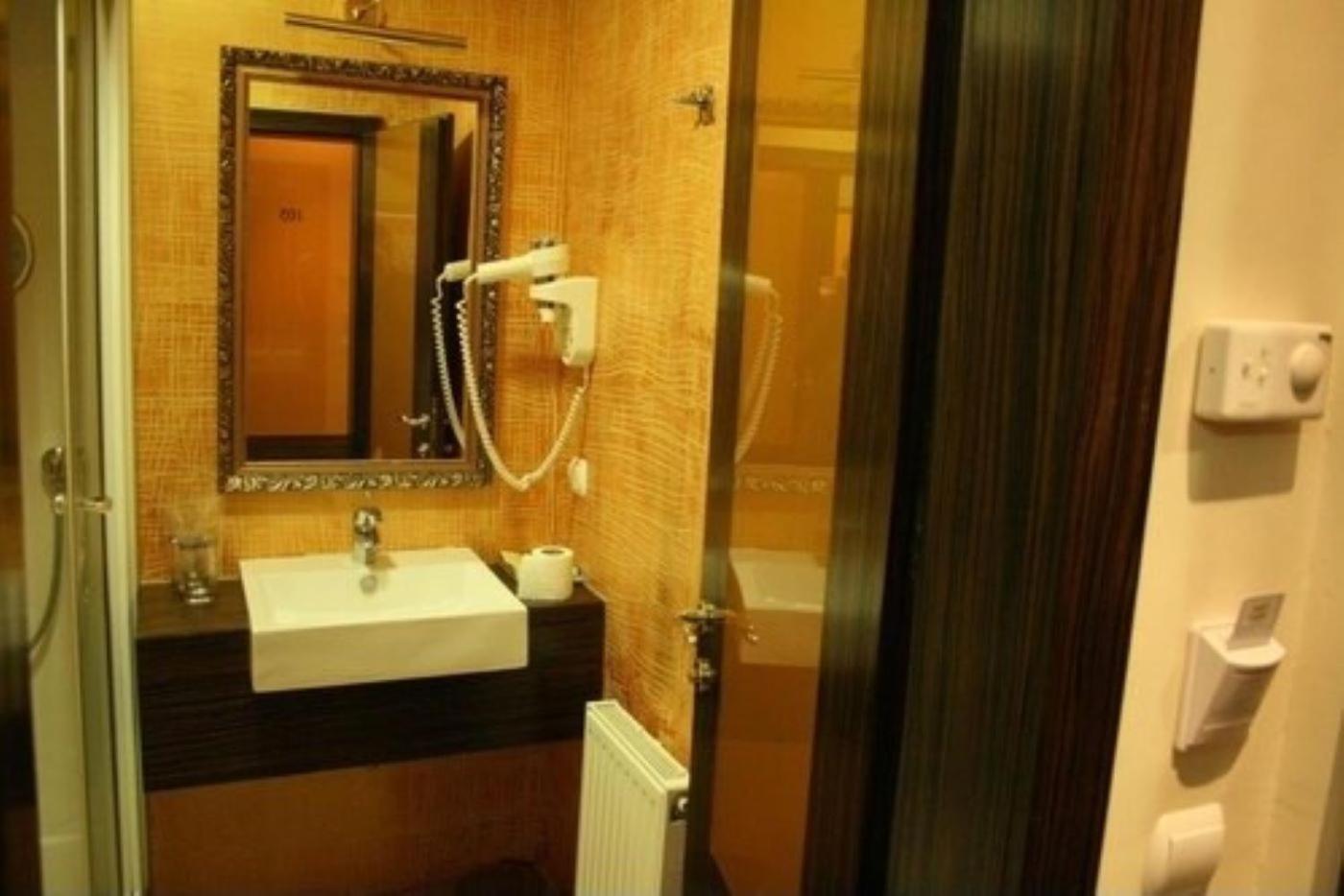 Hotel Hercegovina Ilidža Екстериор снимка
